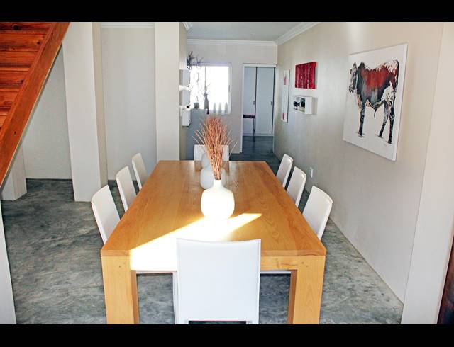 4 BEDROOM HOUSE FOR SALE IN KLEINMOND CENTRAL
